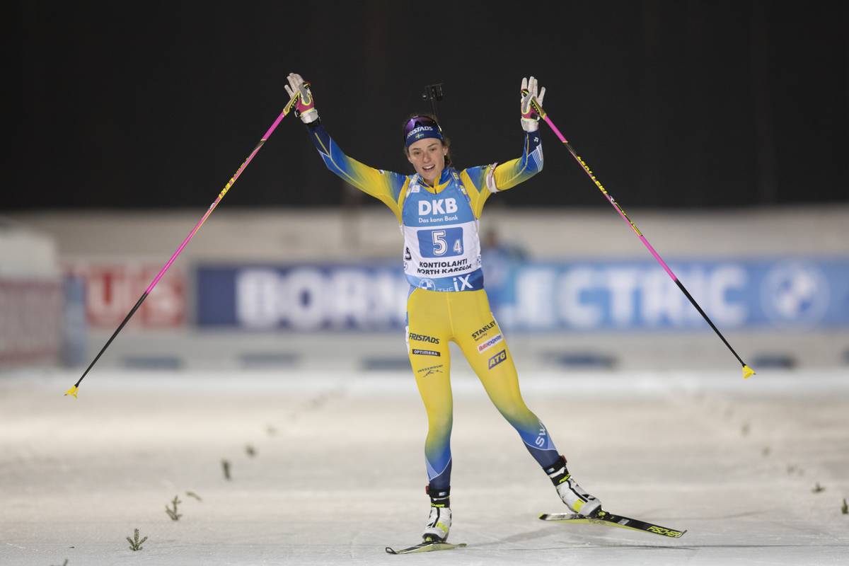 Шведские биатлонистки выиграли эстафету 
