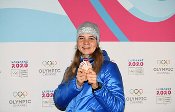 Юлия Ковалевская - бронзовый призер зимних Игр в Лозанне