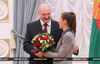 "Настоящие, мужественные люди" - Лукашенко вручил госнаграды победителям и призерам Игр в Пхенчхане